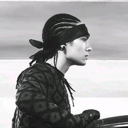 Tom Kaulitz.-
