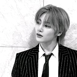 ★ | Jeongin 1⁰