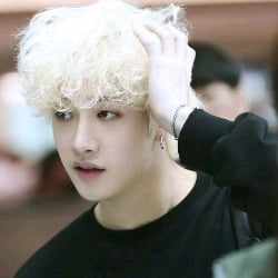 🕸┆✪Bang chan✪☾˚˙۵
