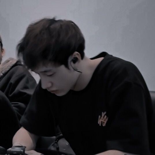 🚭┆✢Bang chan✢