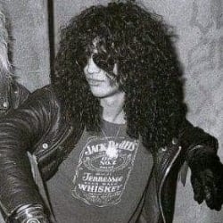 Slash (Saul Hudson).
