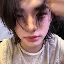 Hwang Hyun Jin...