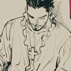 • Dracule Mihawk