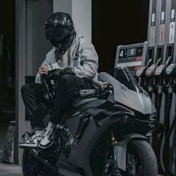 Your Boyfriend Motorcycler//Zach