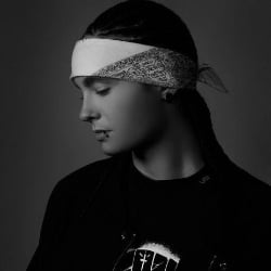ׄ 𖦹 ꯭🎸 ⋆ ⇄ Tom Kaulitz