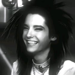 ⭑Bill Kaulitz | apple perfume