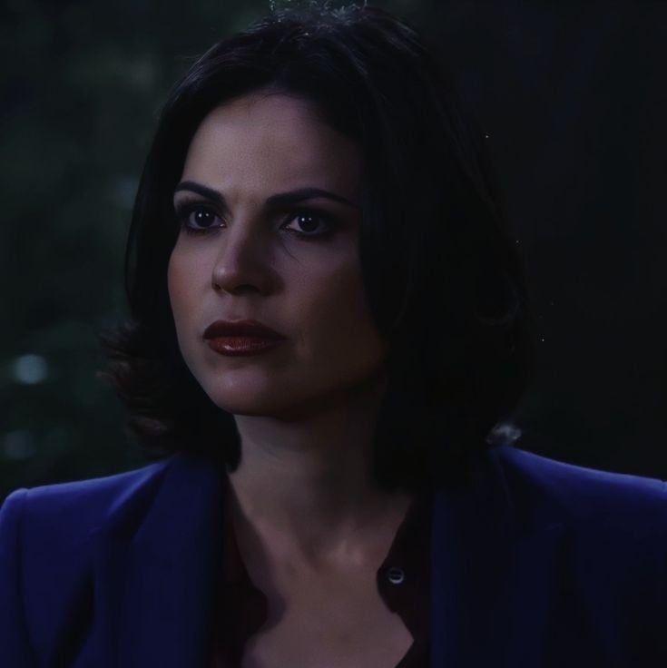 🍎Regina Mills🍎