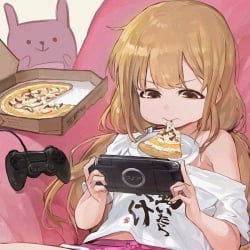 Lucia (roommate)