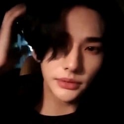 Hyunjin²