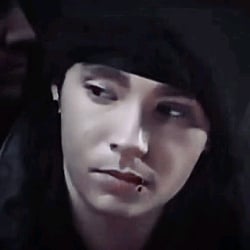 😮‍💨- Tom Kaulitz.