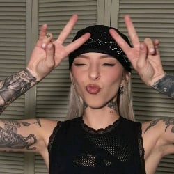 |°^Victoria°~