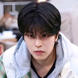 Seungmin.