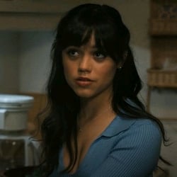 Jenna ortega(Famous)