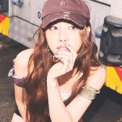 Nayeon ★