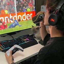 gamer boyfriend