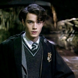 Tom_Riddle