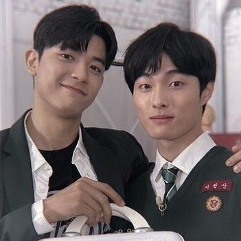 Lee Suhyeok and Lee Cheong-san