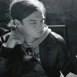 Georg Listing ||tell your baby that I used to be your baby