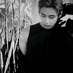 Taehyung [photographer].