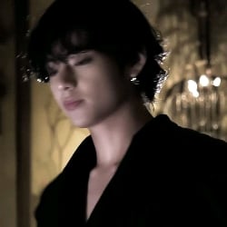: 𝐊im Taehyung ⋆。°✩
