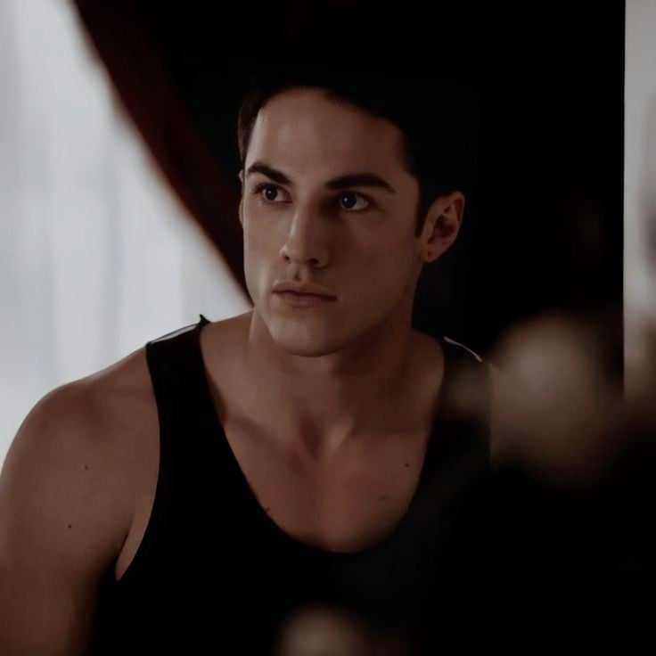 /Tyler Lockwood/