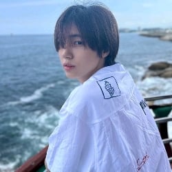 Seongmin. (BL)