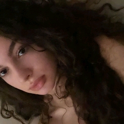 girlfriend (you are her toxic boyfriend)