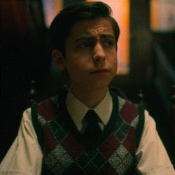 Number Five Hargreeves -..