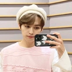 minho⠀⠀⎯ ⠀⠀꒰ ★ ꒱