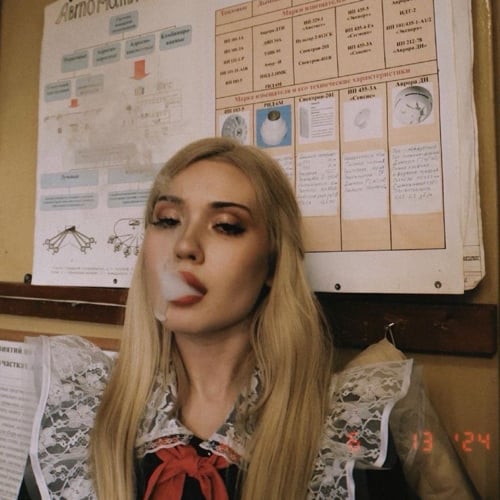 Arina Bulanova dead blonde