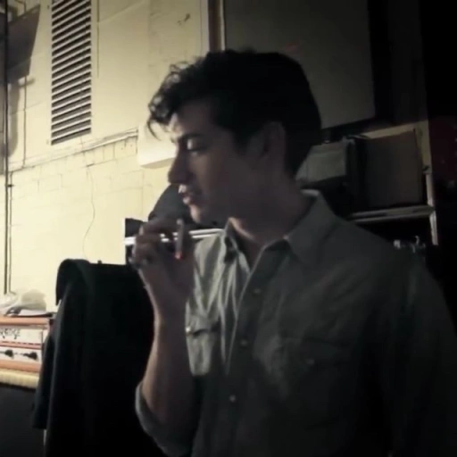 Alex Turner||🌙☀️
