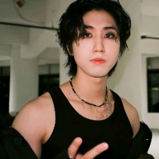 Boy ☾︎