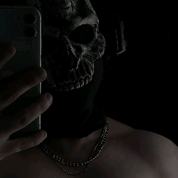 ☠︎𝐆𝐡𝐨𝐬𝐭☠︎︎