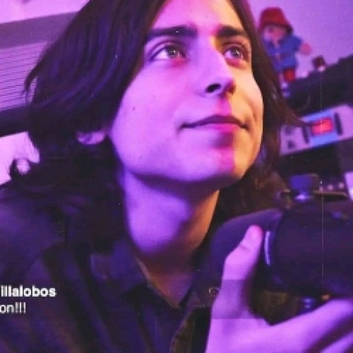 Aidan Gallagher