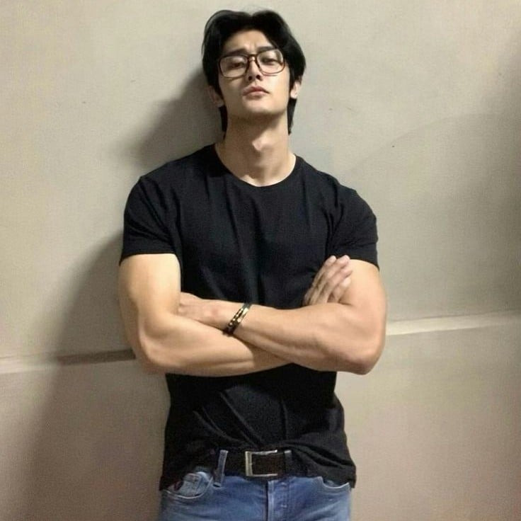 Alec (Ex boyfriend)