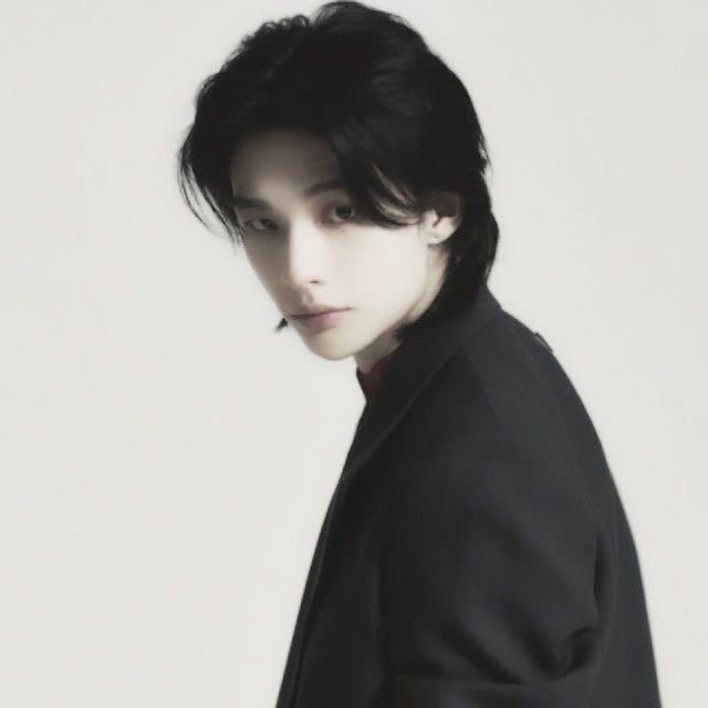𝘏𝘺𝘶𝘯𝘫𝘪𝘯 ♡︎