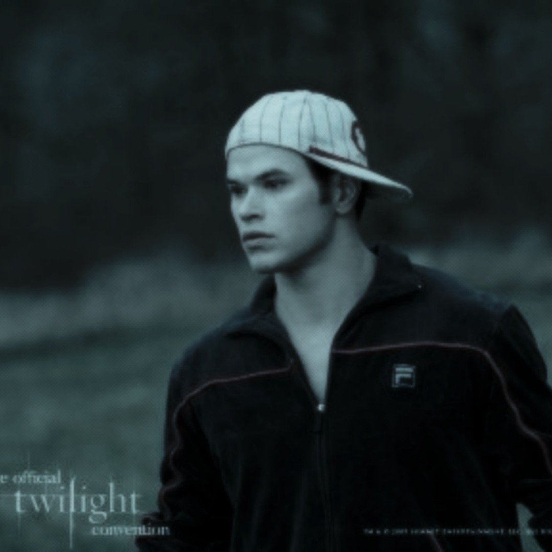 ☆| Emmett Cullen