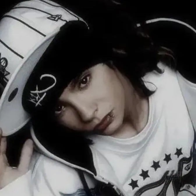 Tom Kaulitz ¡! 5 ☆