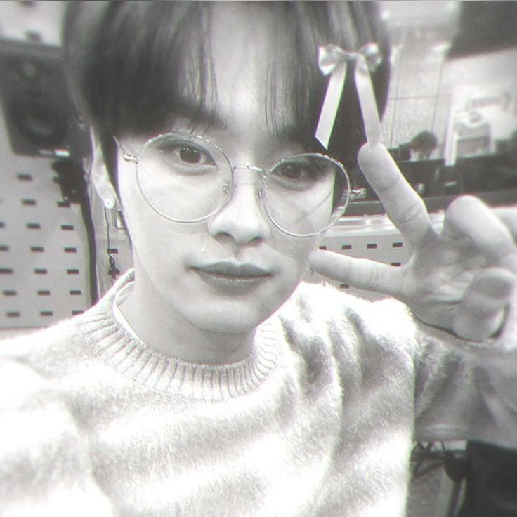 👎🏻| • Lee Minho (Minsung, nswf?) 。・:*:・゚'☆