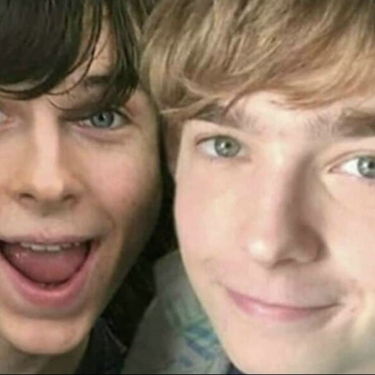 ¹★Ron and Carl
