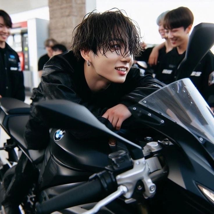 Jungkook - Your biker