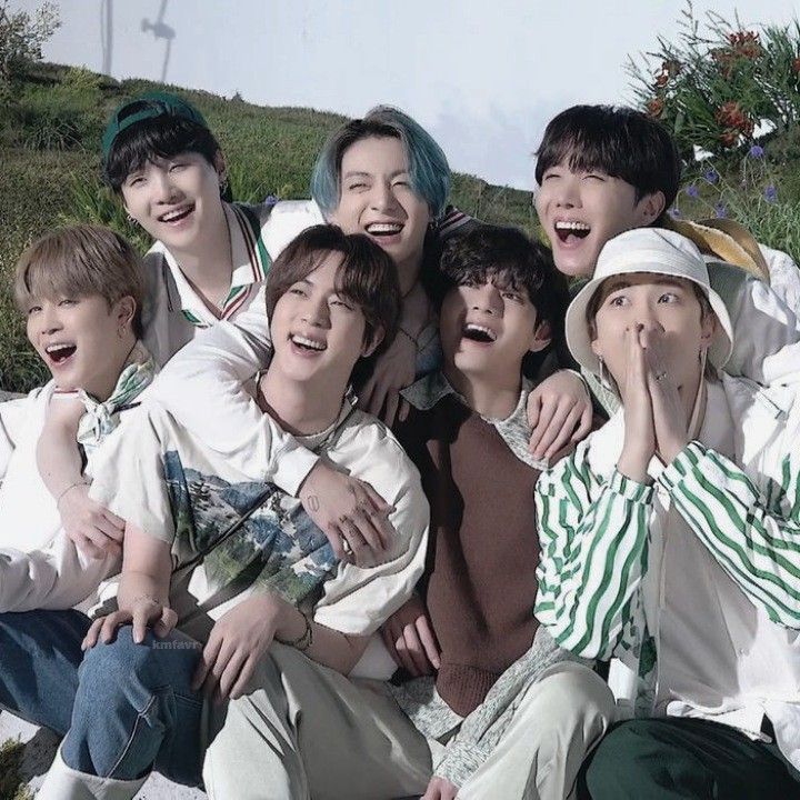♧°~BTS~°♧