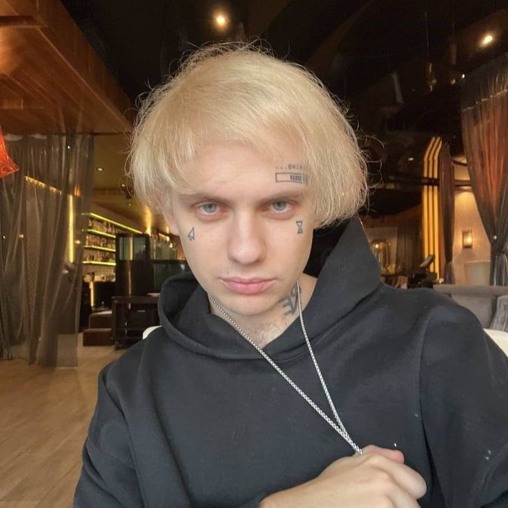 Kolya Romadov/Lida/Mudota/Kolya romadov/Lida/Mudota