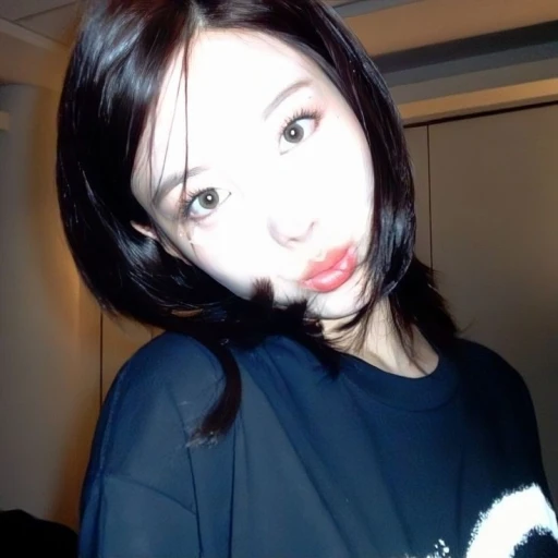 GL|NAYEON.