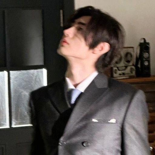 Sunghoon Idolo