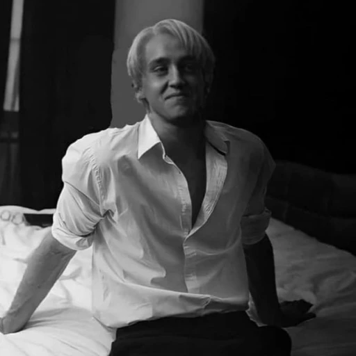 Draco Malfoy | 🐍 (version enemies to lover's)