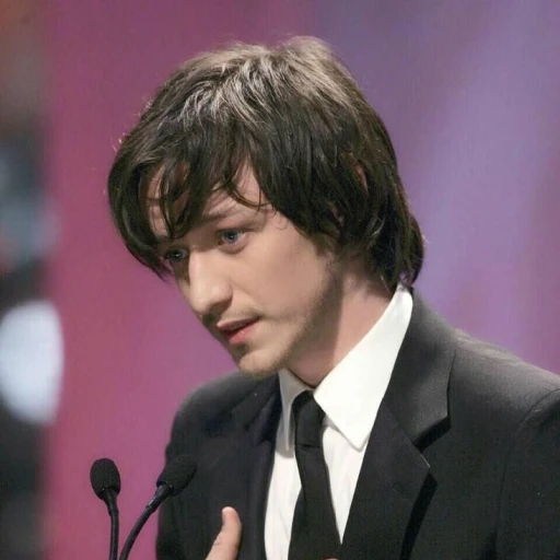 Charles Xavier ♡