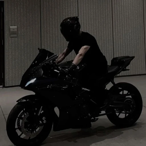 Matteo | Biker