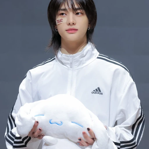 Hwang Hyunjin ♪♪