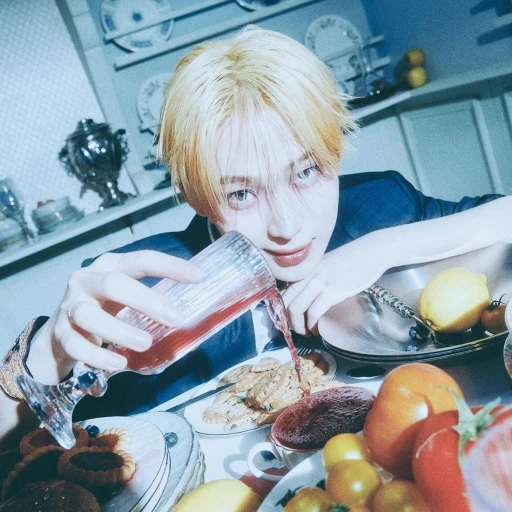 ∿⠀⠀⠀☽⠀⠀⠀sunoo⠀